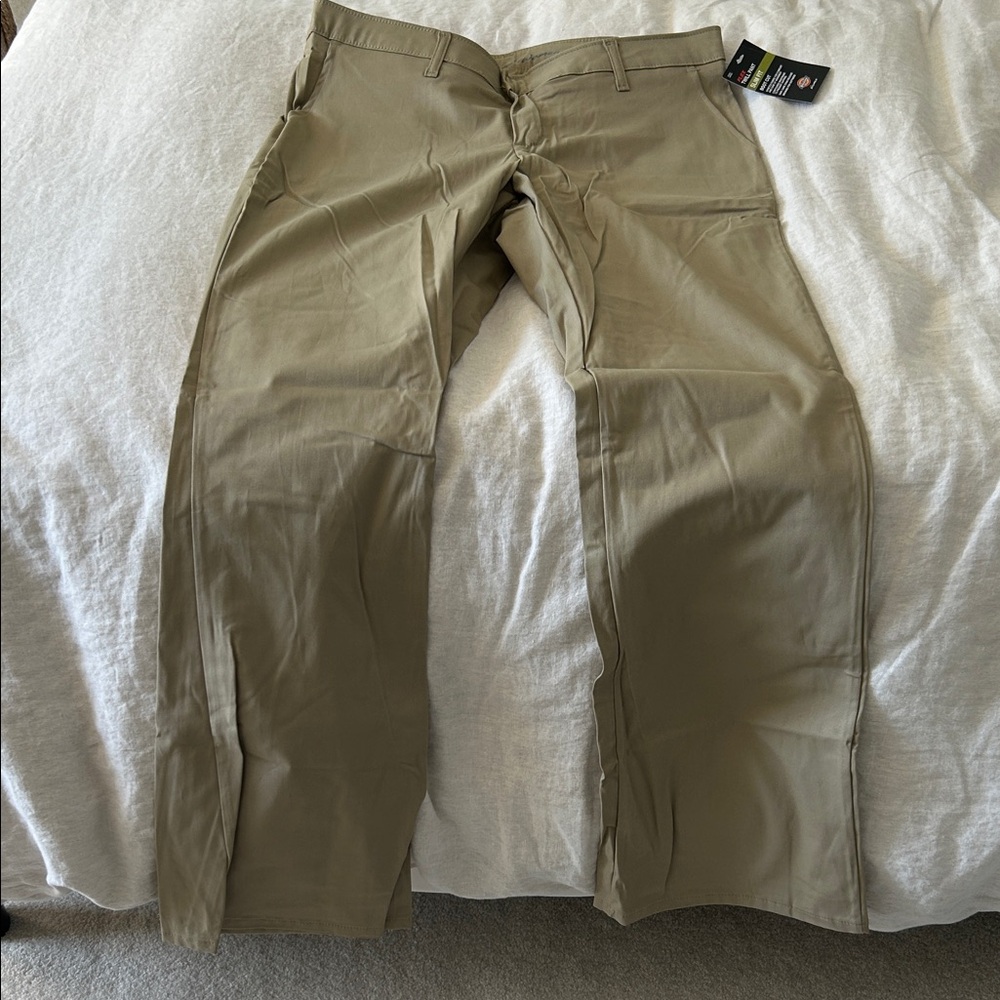 Dickies Women’s Khaki Chinos Slim Fit 12L - Picture 5 of 8